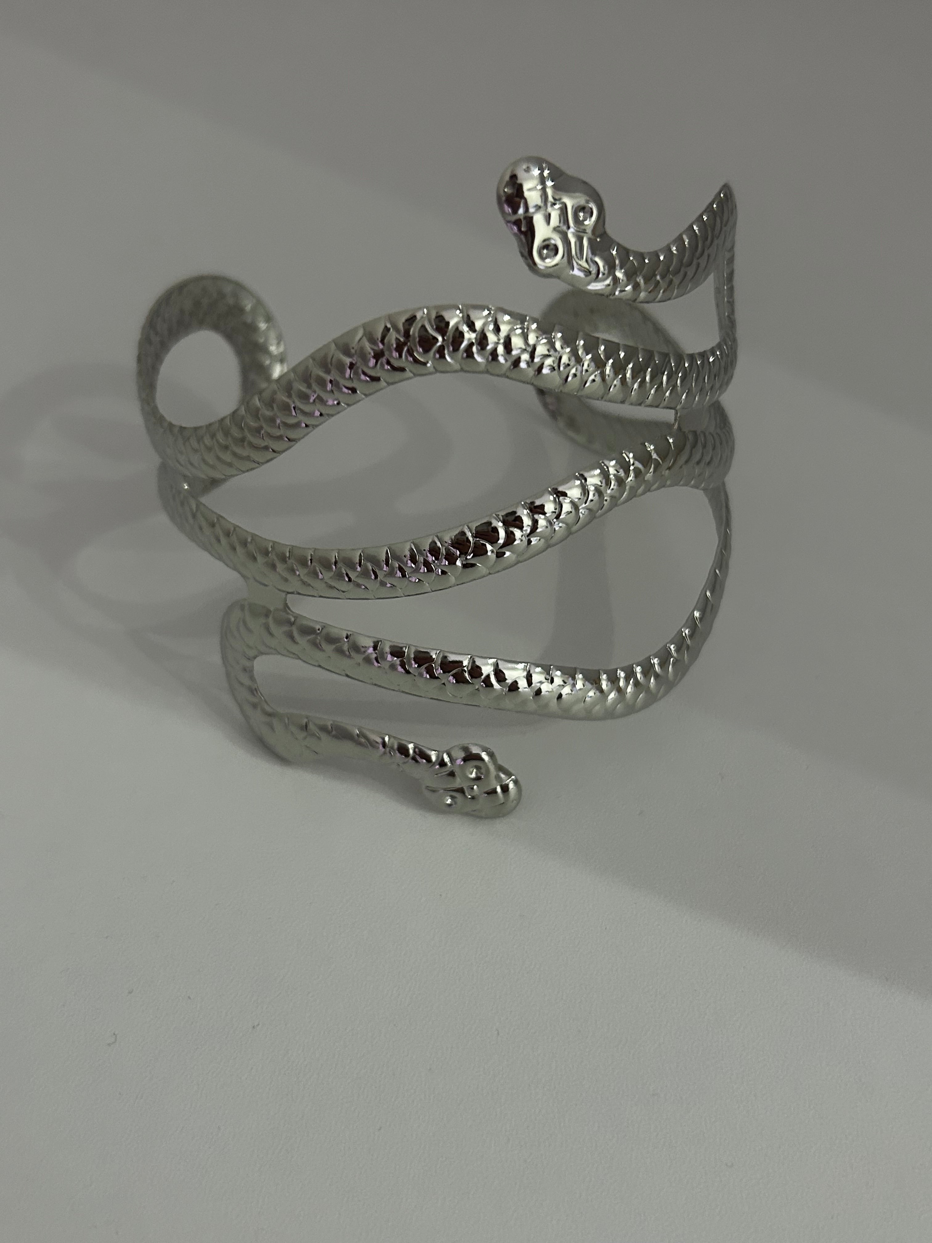 Bracciale in acciaio, designer serpente ￼