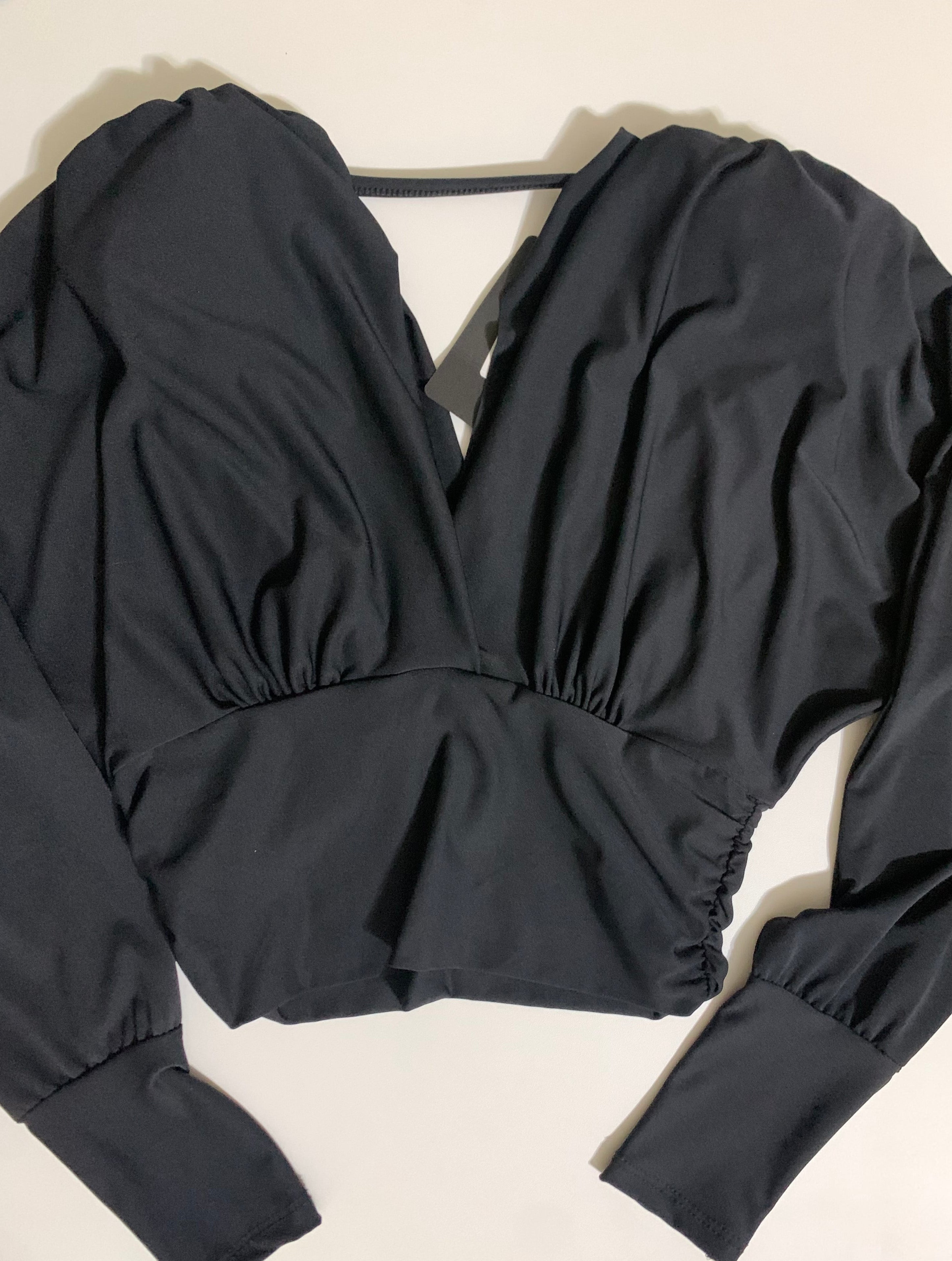 Maglia Crop ad incrocio e drappeggio Nera