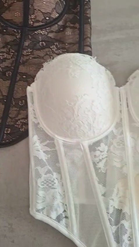 Corsetto in pizzo bianco Desy